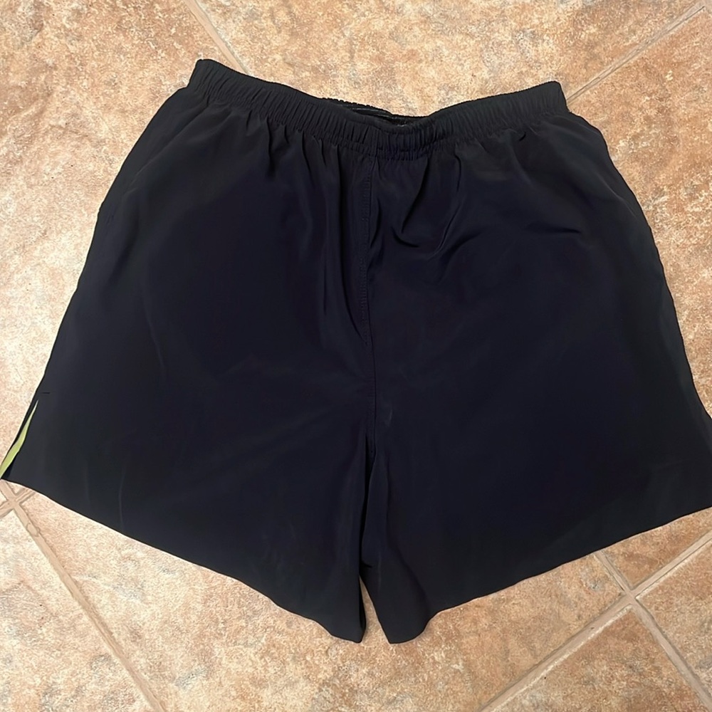 Roka shorts S